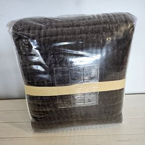 Downeast Home Velvet Cotton Quilt - King